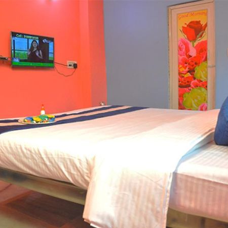 H C N Guest House Kolkata Exterior photo